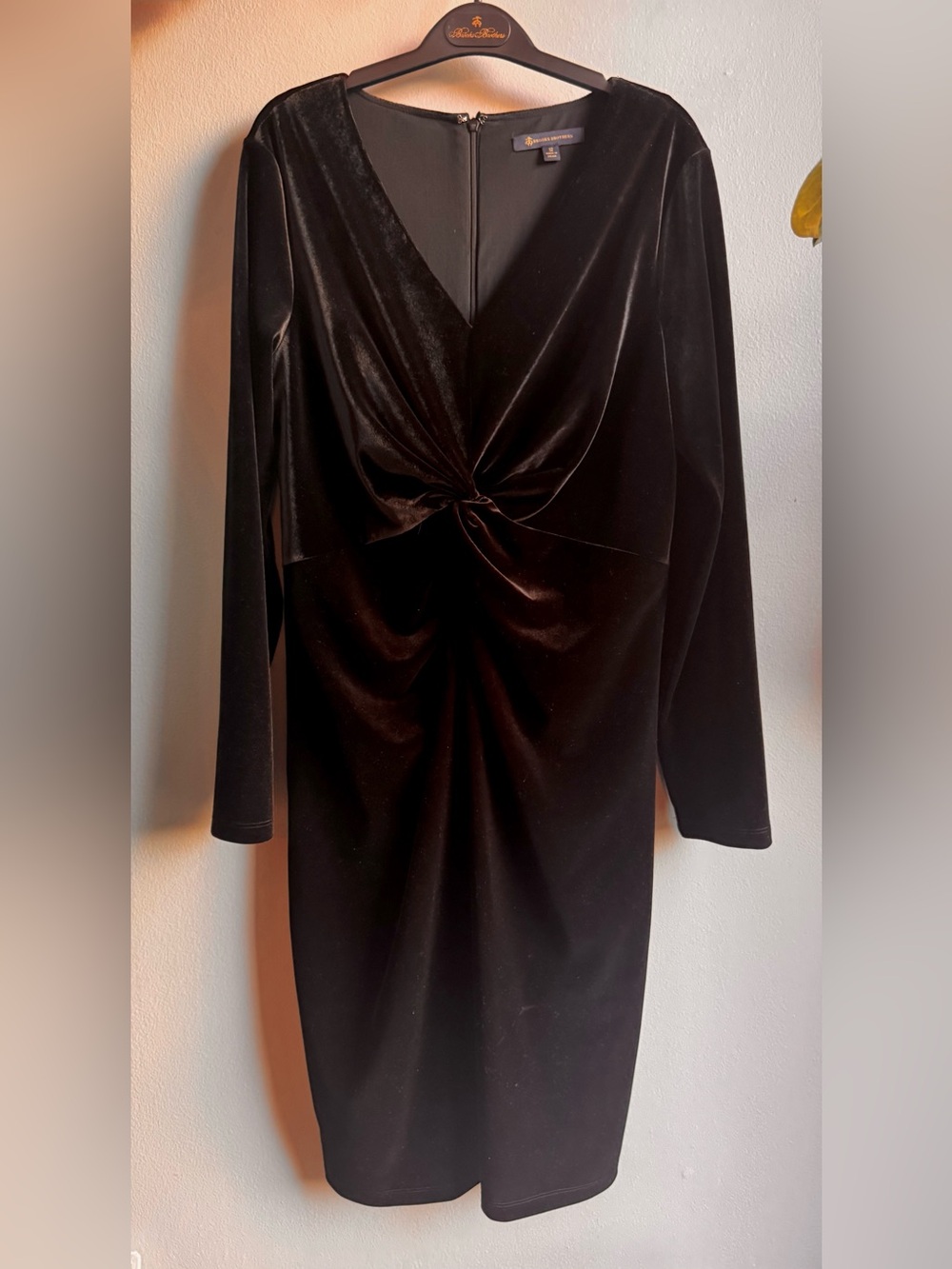 Brooks Brothers Black Velvet Twist-Front Long Sleeve Dress - Picture 2 of 3